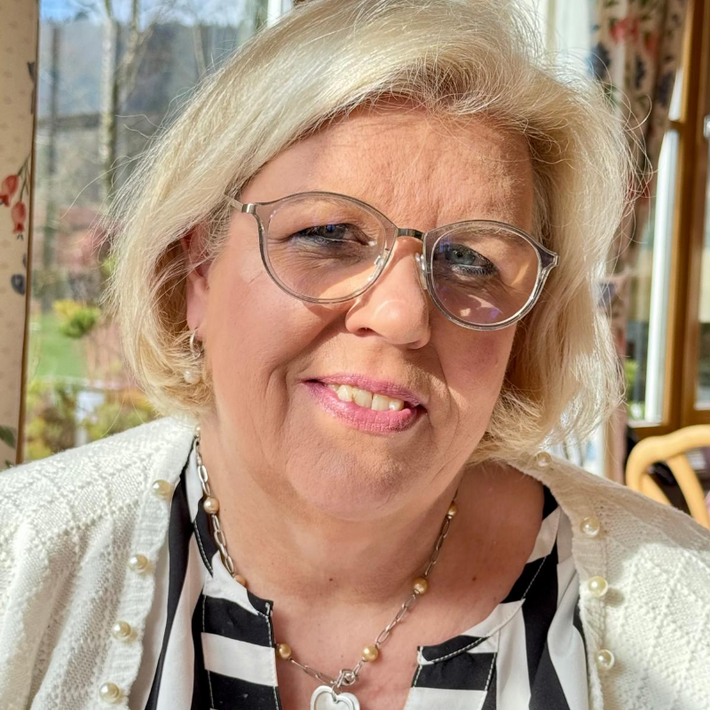 Susanne Sommer